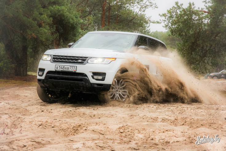 Купание Range Rover Sport в полесском песке