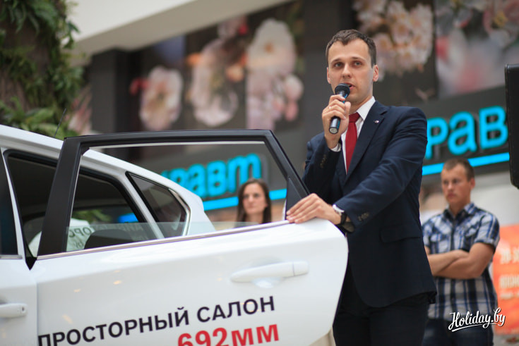 Ведущий специалист отдела продаж официального дилера NISSAN в Беларуси компании «ДрайвМоторс» Евгений Люцко